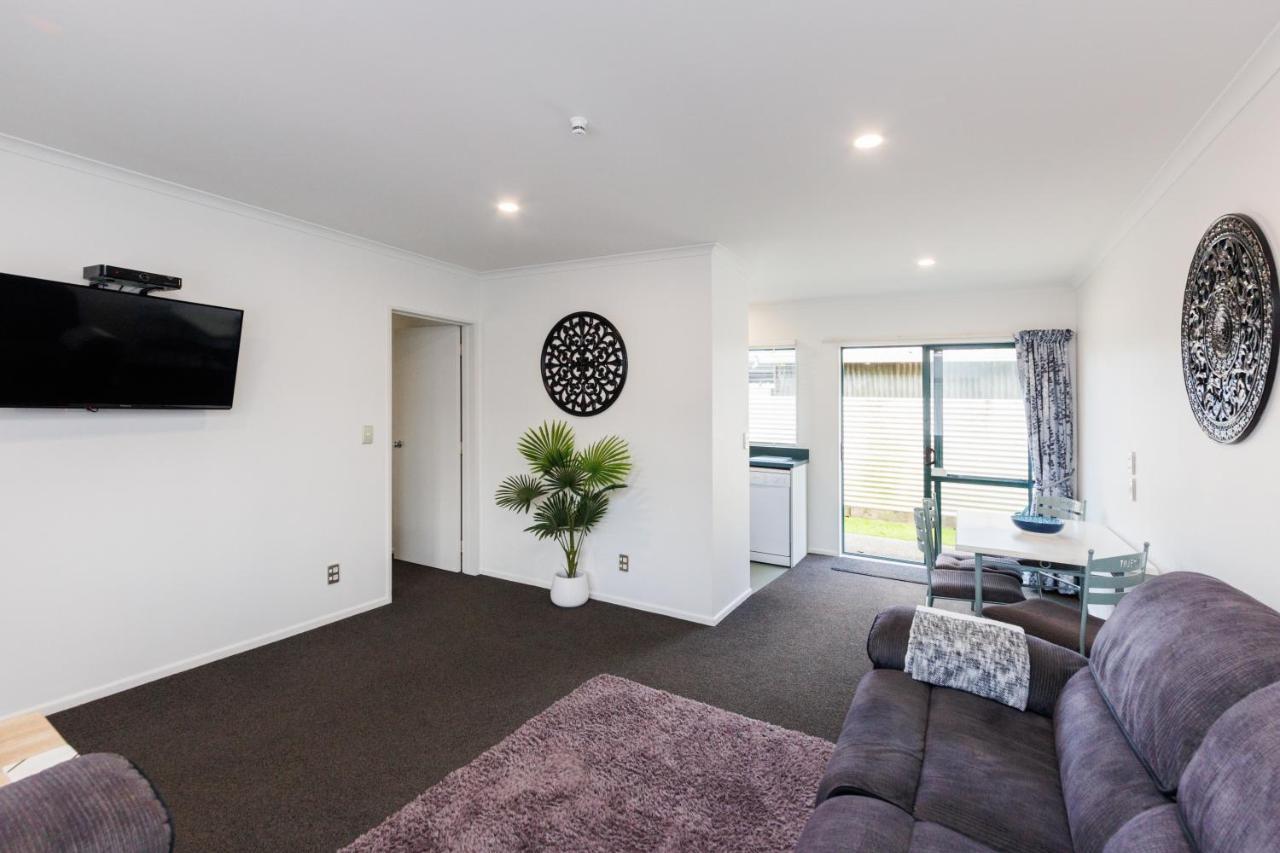 Camelot Motor Lodge And Conference Centre Palmerston North Zewnętrze zdjęcie